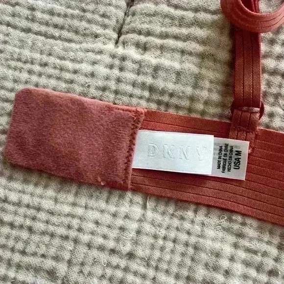 DKNY Stretchy Lace Bralette in Dusty Rose - Size M - Picture 8 of 11